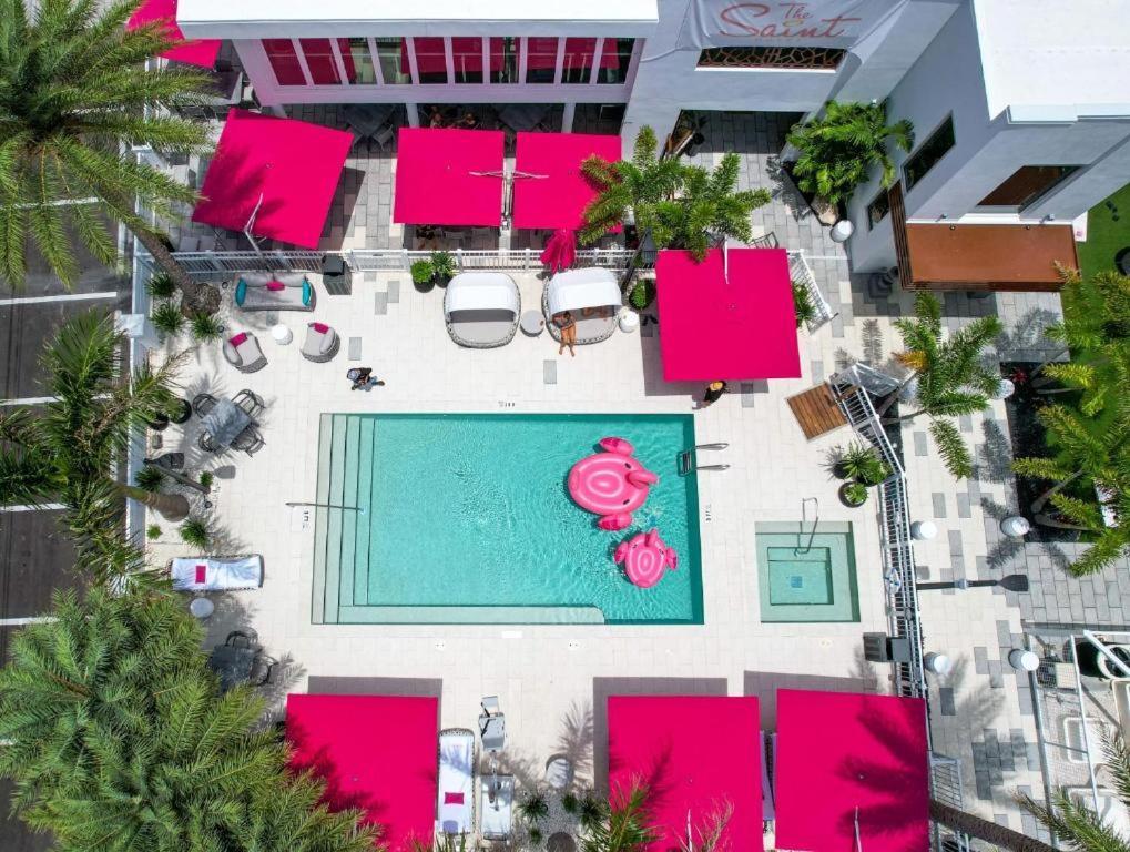 The Saint Hotel Сейнт Пийт Бийч Екстериор снимка