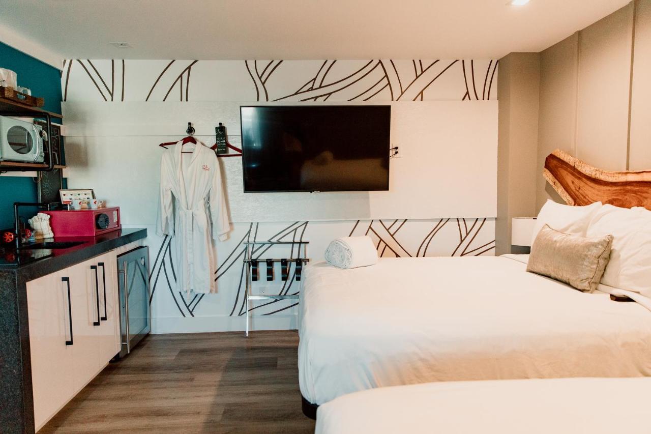 The Saint Hotel Сейнт Пийт Бийч Екстериор снимка